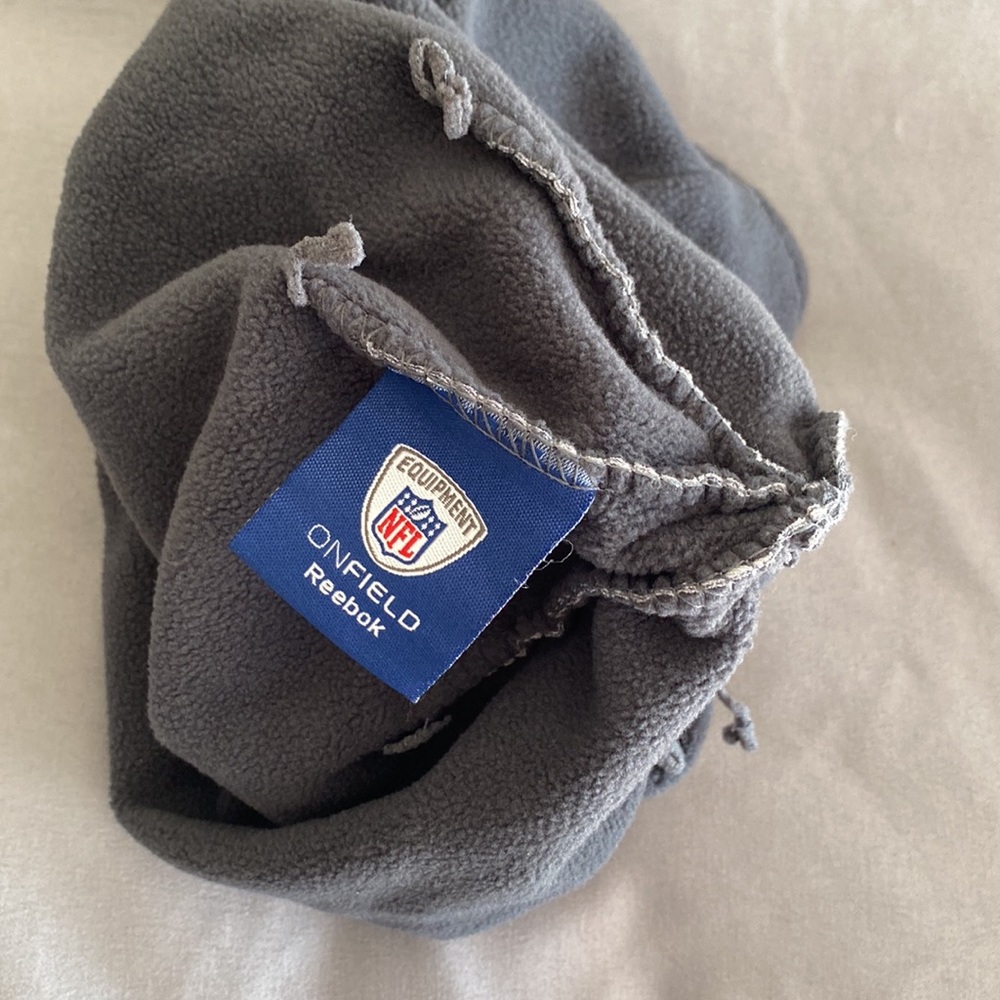 Jets Reebok Beanie - Picture 4 of 4